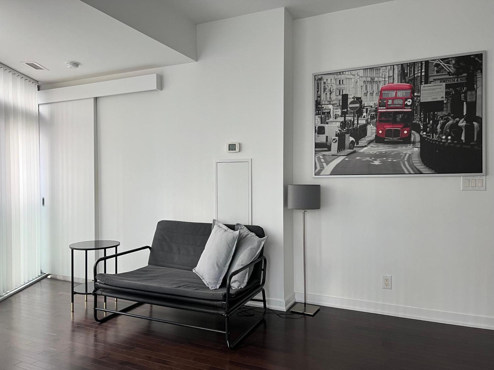 Grand Royal Suites 토론토 객실 사진