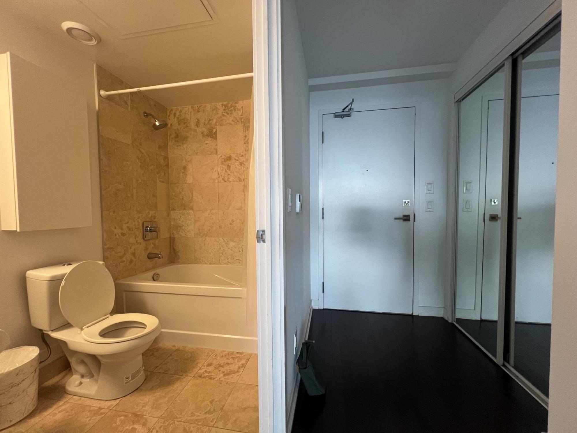Grand Royal Suites 토론토 객실 사진